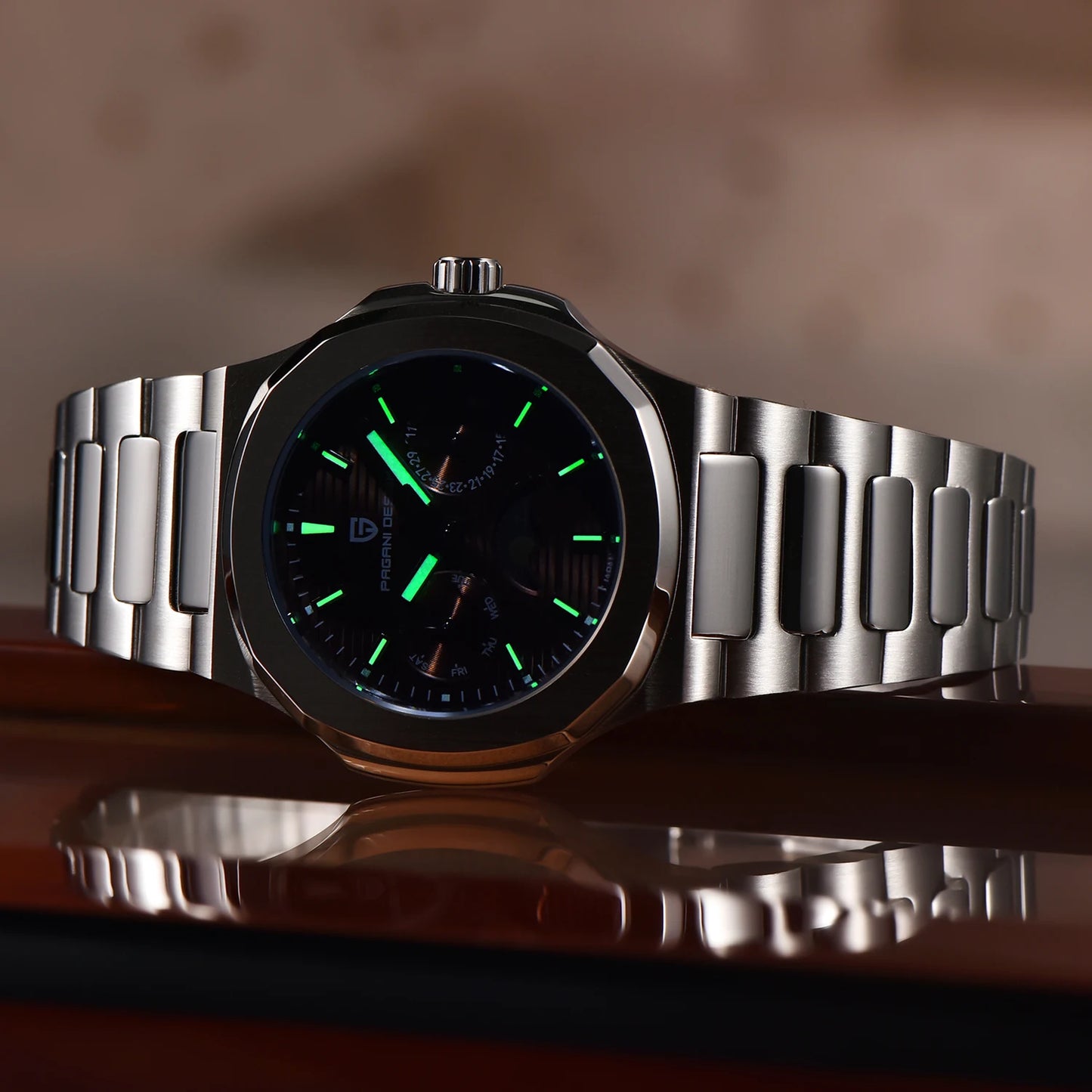 Luxury Quartz Wristwatch Ladies Sapphire Waterproof
